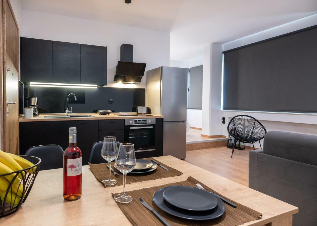 Elegant Urban Apartment Candia Esterno foto